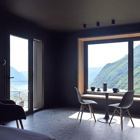 La Casa Di Cesare Otel Rogno Dış mekan fotoğraf